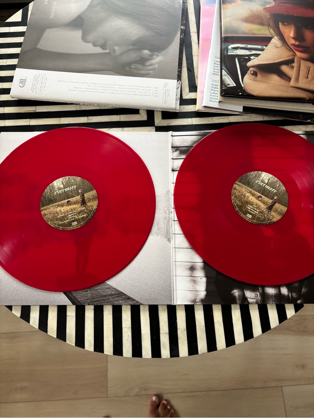 Taylor Swift Vinyl Record Set - Picture 6 of 9